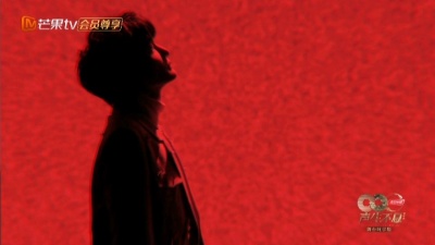 开在深海中的一株绣球花 - 周深《易燃易爆炸》
