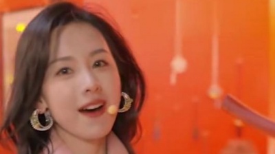 陈都灵、黄子弘凡 - 多想还小
