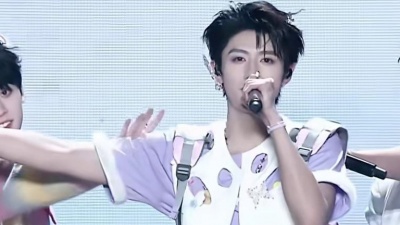 TF家族-朱志鑫、TF家族-张泽禹、TF家族-张极、TF家族-左航、TF家族-苏新皓、TF家族-张峻豪、TF家族-余宇涵、TF家族-穆祉丞、TF家族-陈天润、TF家族-童禹坤、TF家族-邓佳鑫、TF家族-黄朔 - 蝴蝶少女 (Don't go)