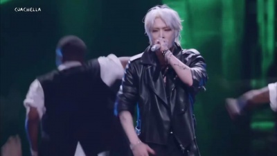 ATEEZ - BOUNCY (KHOT CHILLI PEPPERS)