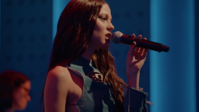 Olivia Wald - en la cara