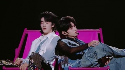 TOP登陆少年-朱志鑫、TOP登陆少年-左航、TF家族-邓佳鑫 - 明天地球要爆炸