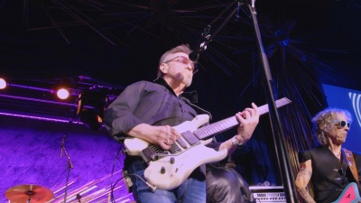 Blue Oyster Cult - 7 Screaming Diz-Busters