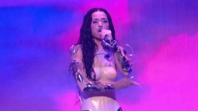 Katy Perry - California Gurls+Teenage Dream+I Kissed A Girl+Firework+Lifetimes