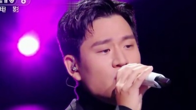 Eric周兴哲 - 明天我在你身边