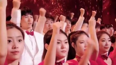 上上、何亮辰、郭虹旭、赵越、高杨、贾凡、戴宸、殷浩伦 - 致吾辈