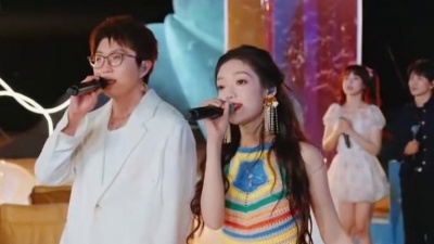 胡夏、白举纲、陆虎、希林娜依高、毛不易、袁娅维TIA RAY、张尕怂、谭杰希、亚森、钟思扬、李承骏 - 朋友