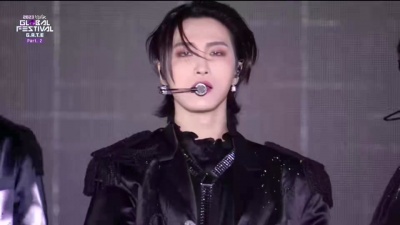 ATEEZ - Crazy Form + Bouncy