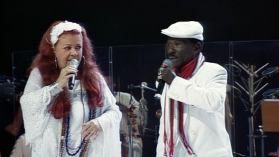 Beth Carvalho、Riachão - Cada Macaco No Seu Galho(Cho Chuá)