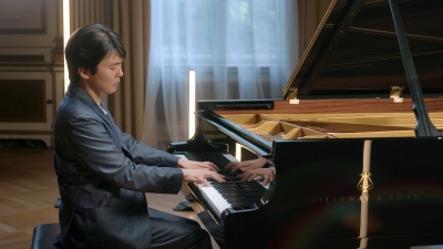 조성진 (赵成珍) - Ravel: Sonatine, M. 40: I. Modéré