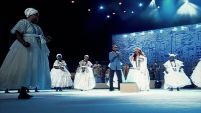 Beth Carvalho、Gilberto Gil - O Galo Cantou