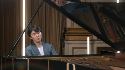 조성진 (赵成珍) - Ravel: Le tombeau de Couperin, M. 68: I. Prélude
