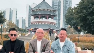 豆豆果 - 《风雨中的诺言》金钰儿、王娜、广东吴勇、阿国哥、万海东、蒋蕙林