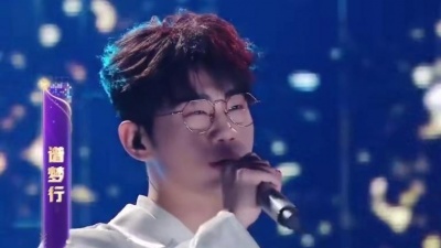 ICE杨长青、上上 - AI音乐秀《谱梦行》