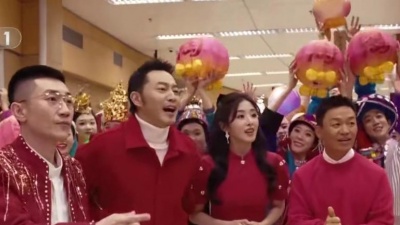 李雪琴、万妮达Vinida Weng、海来阿木、刘同、焦迈奇、金志文、乔杉、Mike 曾比特、Lil Ghost小鬼、刘学义、JA符龙飞、孟佳、任敏、左凌峰、蓝盈莹、黄子弘凡、胡夏、颜人中、李斯丹妮、程响、弦子、吴莫愁、沙溢、张维伊 - 妥妥的