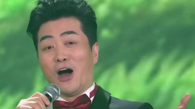 蒋大为、于荣光、张英席、毋攀 - 骏马奔驰保边疆