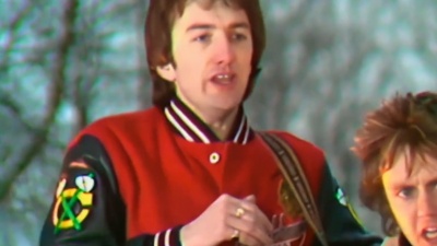 Queen - We Will Rock You