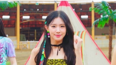i-dle - [1theK Original] Take#1_ (G)I-DLE_ DUMDi DUMDi