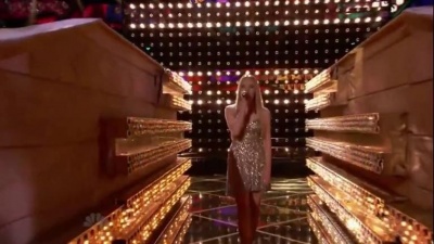 Danielle Bradbery、The Voice of America - Timber, Im Falling In Love
