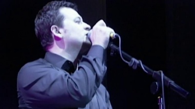 Manic Street Preachers - A Design for Life (Live from Cardiff Millennium Stadium '99)