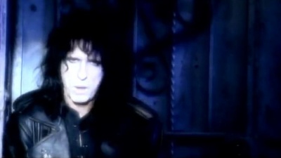 Alice Cooper - Love's A Loaded Gun