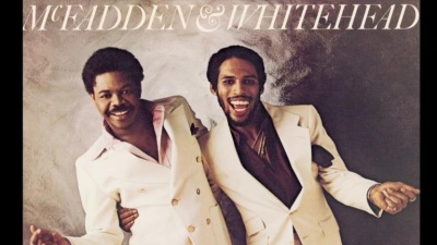 McFadden & Whitehead - Ain't No Stoppin' Us Now