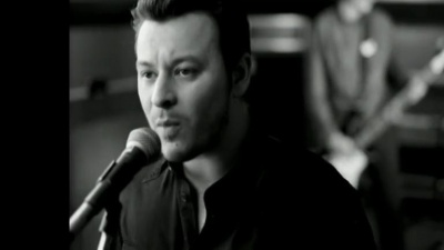 Manic Street Preachers - Tsunami