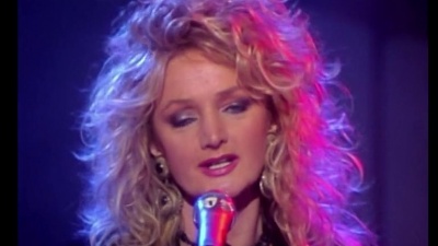 Bonnie Tyler - Against The Wind (ZDF Hitparade 11.12.1991)