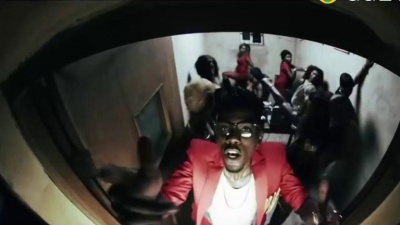 Ycee、Patrick Okorie - Condo