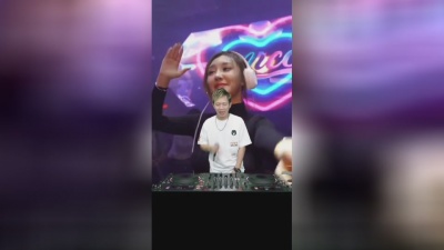 豆豆果 - 《灰色轨迹》dj版 口水坚
