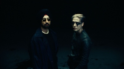 王嘉尔、Diljit Dosanjh - BUCK