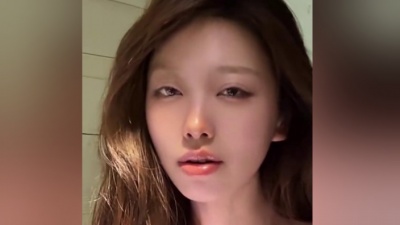 豆豆果 - 《你怎么舍得我难过》正在进行石女士