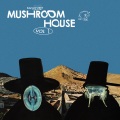 spoek mathambo、Daniel Haaksman、Los Bulldozer、Kapote - Akabongi