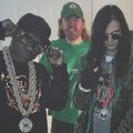 VoKillz、M.C. Mack - UPSIDE DOWN CROSSES (feat. M.C. Mack)(Explicit)