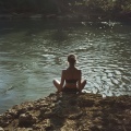 Flujo rápido、En el río (sonido FX)、Vibraciones sonoras - Pulso De Armonía Del Arroyo
