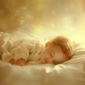 Nano Sonidos、Silencio de bebé para dormir、Sonido de lluvia para bebé durmiendo - Las Montañas Eco De Cantos Antiguos