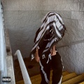 Merz - 2 Phones (feat. ilyloncey)(Explicit)