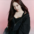 Yuri Lian - Hold On Tight