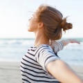 Morning Calm Playlist、Calm Relaxing Harmonies、Calming Relaxing Symphony - Tranquil Whispers in Quiet Corners