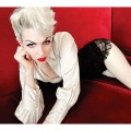 Karen Souza - Love Is Never Too Late