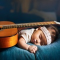 Guitarra Sentimenta、Olas Suaves para el Sueño Infantil、Canciones Para Dormir - Juego Armonioso De Guitarra