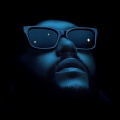 Swedish House Mafia、The Weeknd - Moth To A Flame