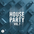 Sandy B - Ain't No Need To Hide